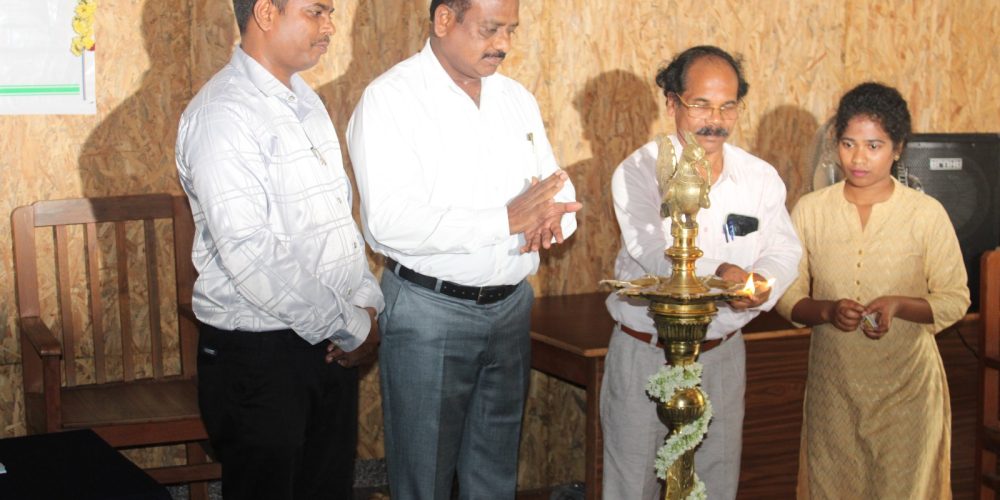 lohiya 2005